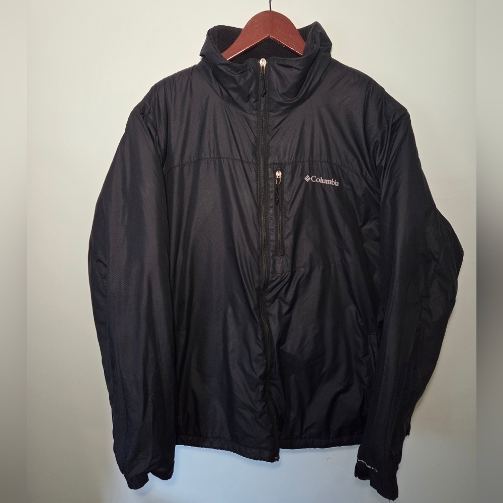 Columbia Men's Black Windbreaker